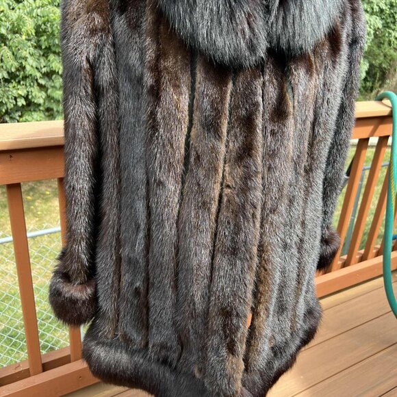 Vintage Rhomberg's Mink and Fox Fur Coat with Removable Fox Fur Bottom Trim - Picture 3 of 15